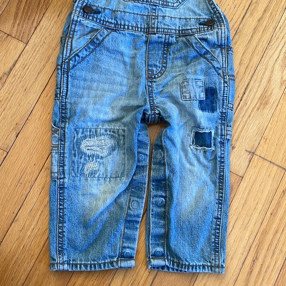 Osh Kosh B’gosh toddler overalls - Picture 3 of 4
